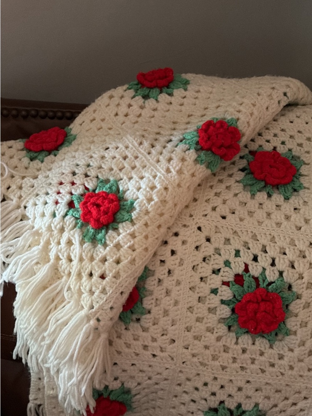 Vintage Handmade 3D Rose Crochet Afghan Blanket Granny Square Cream Throw